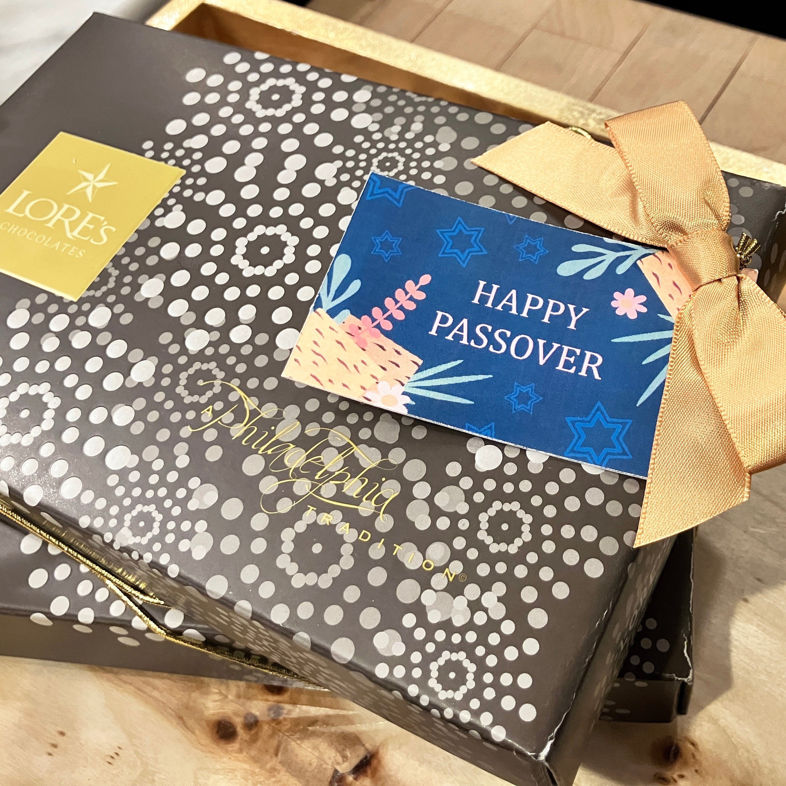 showing more detail of the ribbon and the "happy passover" hangtag