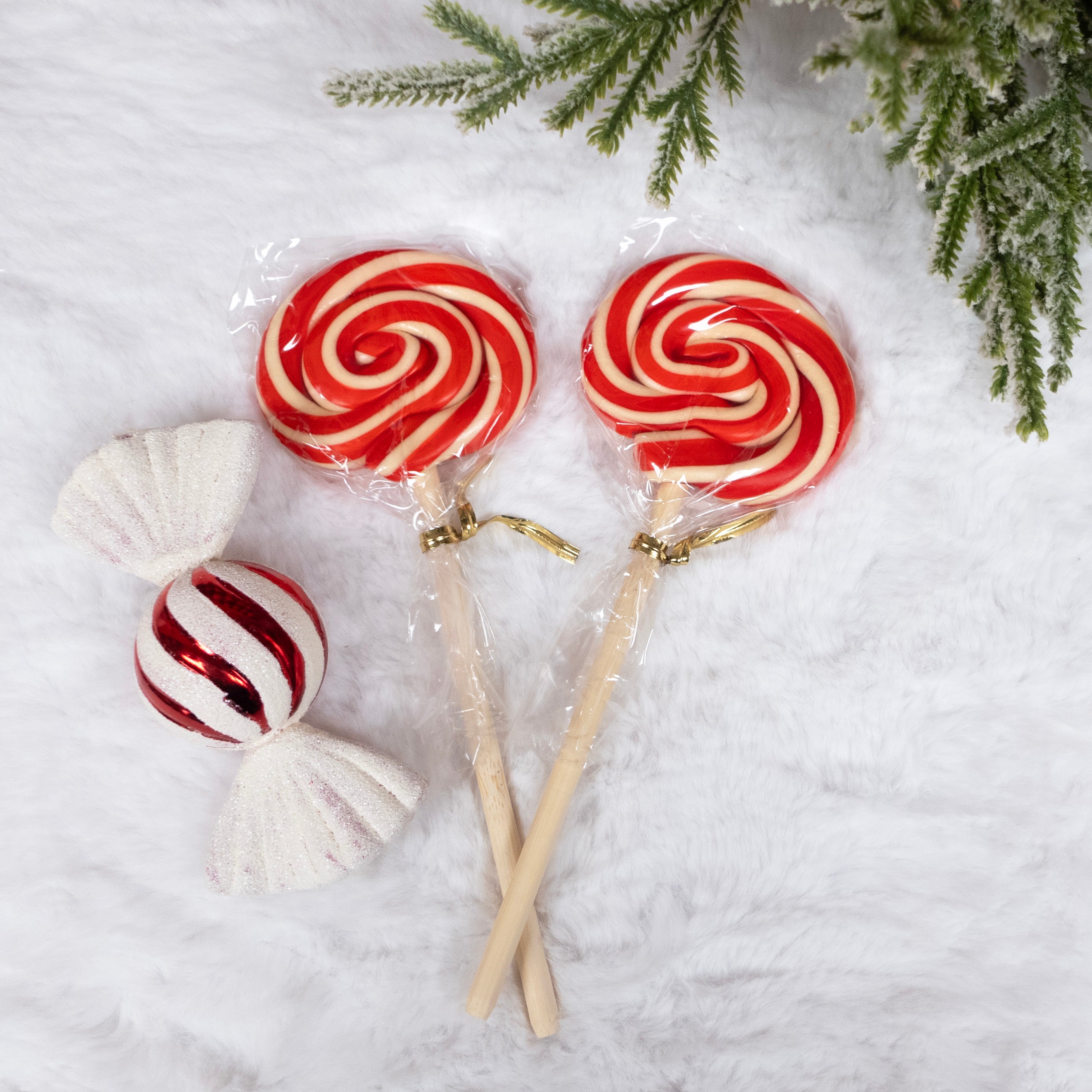 Peppermint Swirl Pops