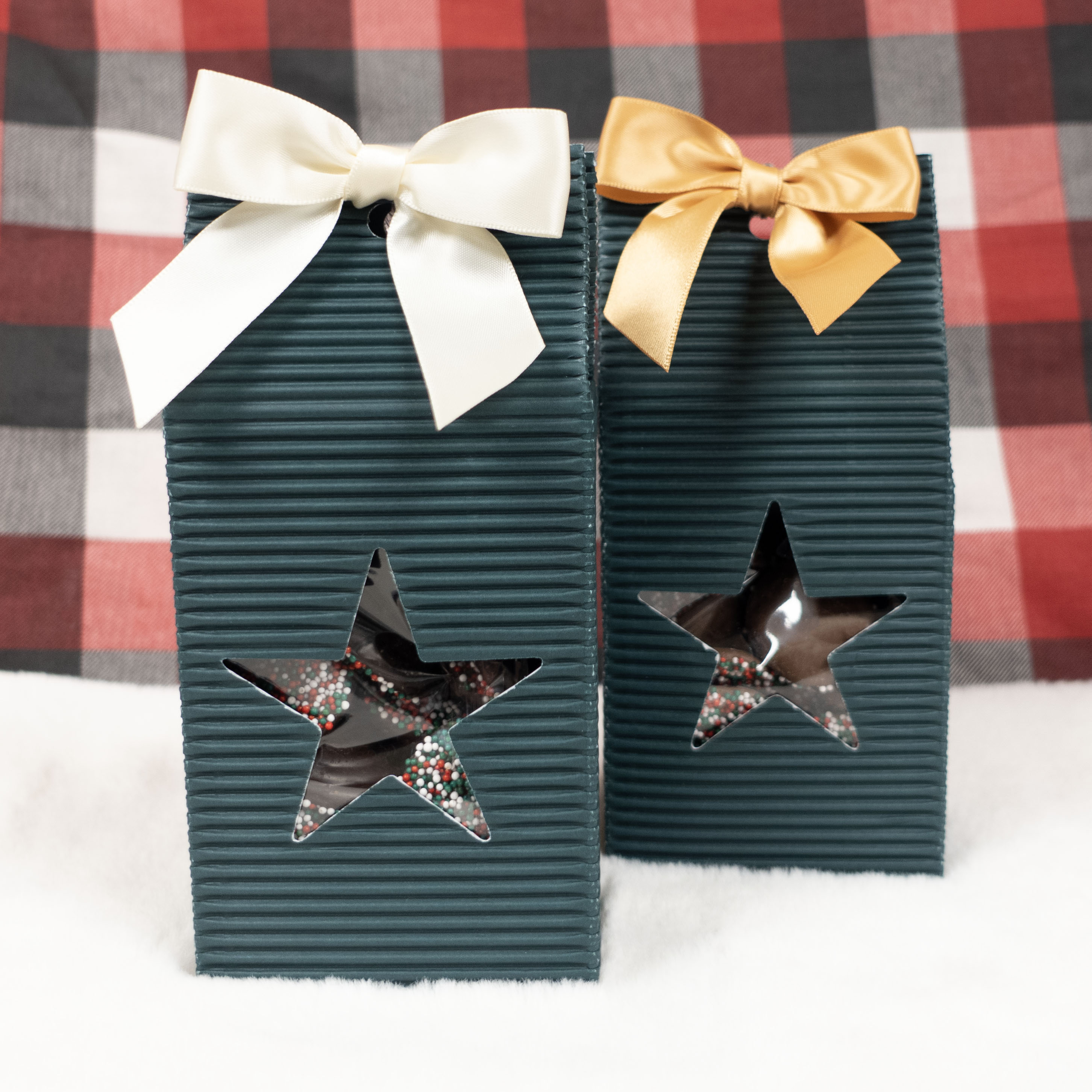 Christmas NonPareil Green Star Gift Box