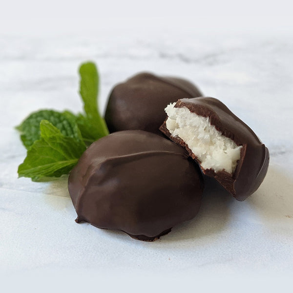 Cool mint, smooth center - coated in dark chocolate